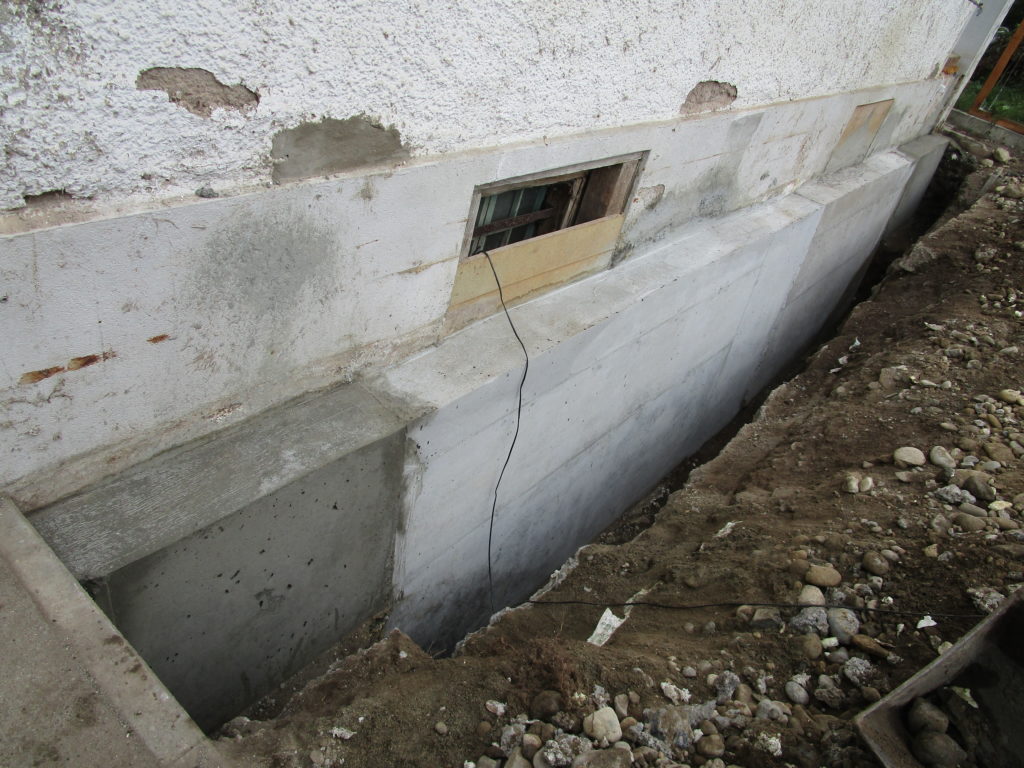Sanierung Bruchsteinmauer